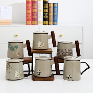 Plant Ash Ceramic Tea Mug with Lid